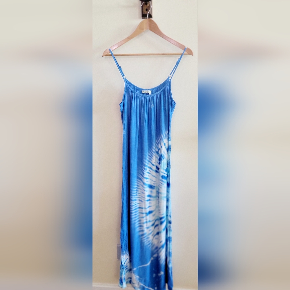 Sa Tiki blue and white tie die maxi dress size Medium